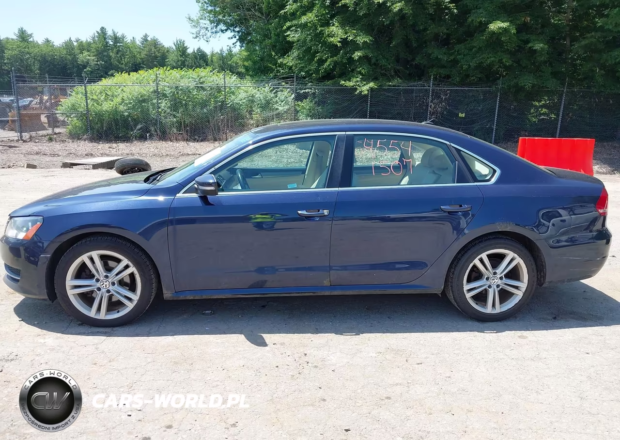2015 Volkswagen Passat 2.0L Tdi Se VIN:1VWBV7A38FC003857 - 12