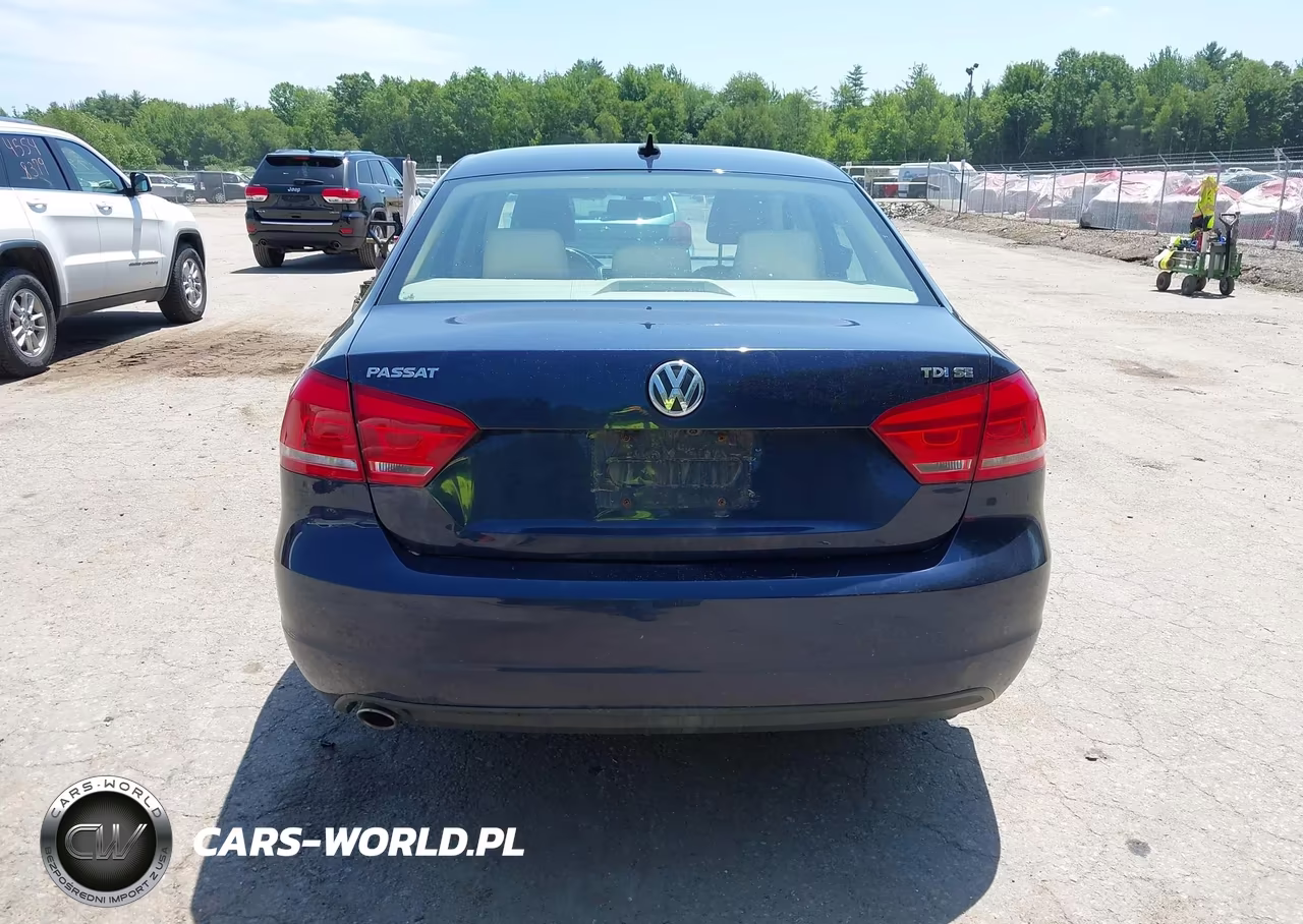 2015 Volkswagen Passat 2.0L Tdi Se VIN:1VWBV7A38FC003857 - 15