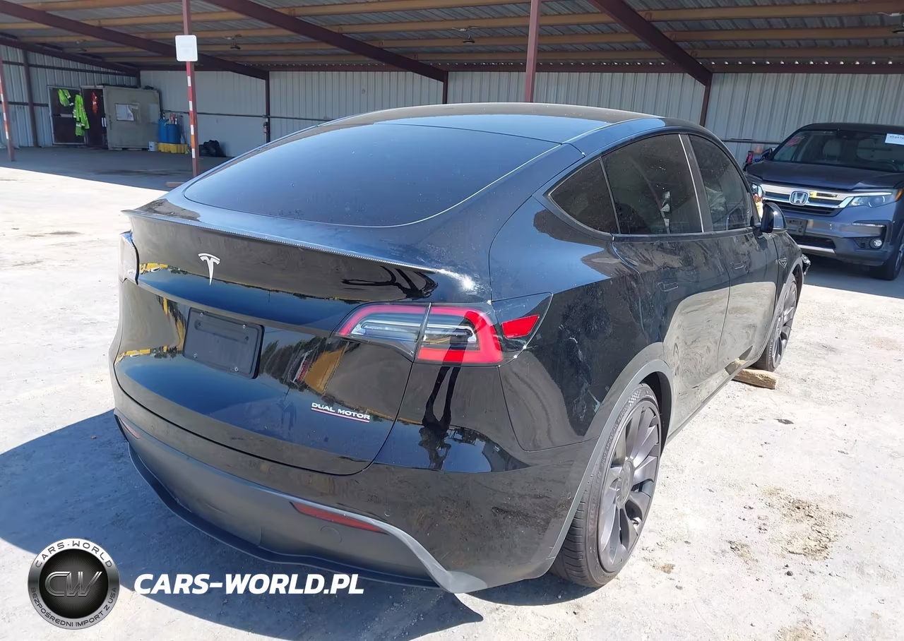 2020 Tesla Model Y Long Range Dual Motor All-Wheel Drive-Performance Dual Motor All-Wheel Drive VIN:5YJYGDEF6LF058770 - 4