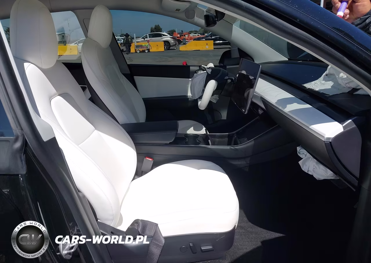 2020 Tesla Model Y Long Range Dual Motor All-Wheel Drive-Performance Dual Motor All-Wheel Drive VIN:5YJYGDEF6LF058770 - 5