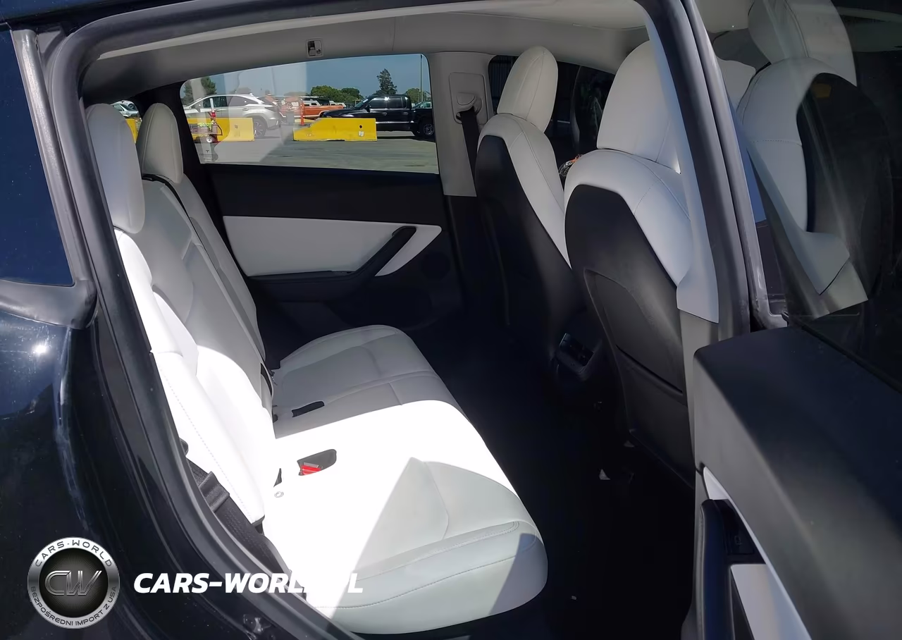 2020 Tesla Model Y Long Range Dual Motor All-Wheel Drive-Performance Dual Motor All-Wheel Drive VIN:5YJYGDEF6LF058770 - 8