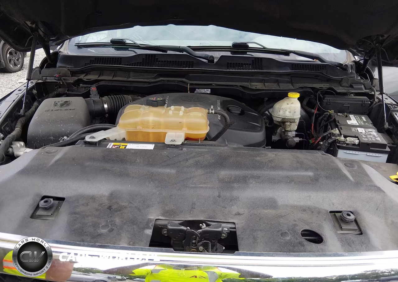 2016 Ram 1500 Tradesman VIN:1C6RR7SM6GS386340 - 10