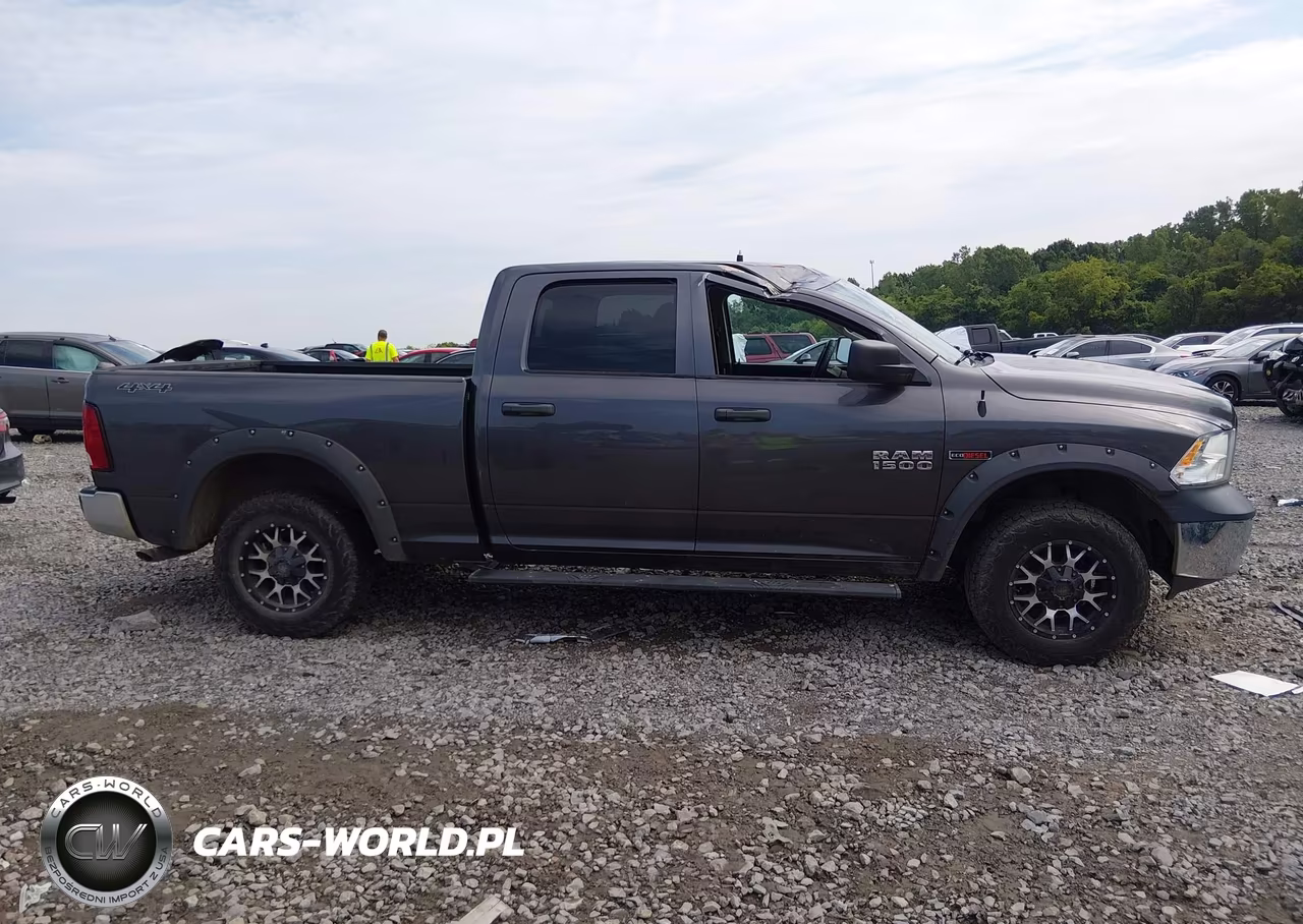 2016 Ram 1500 Tradesman VIN:1C6RR7SM6GS386340 - 13