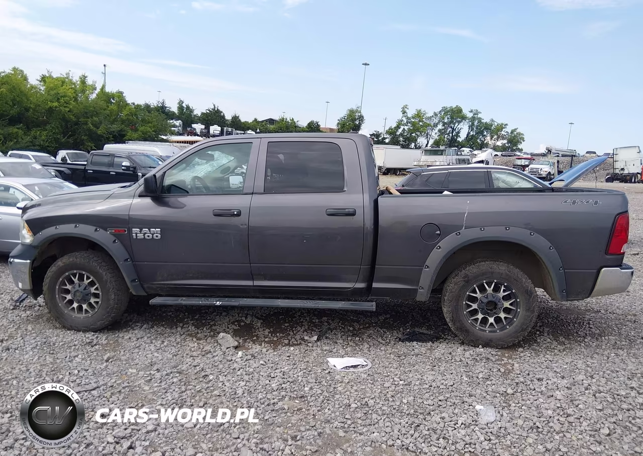 2016 Ram 1500 Tradesman VIN:1C6RR7SM6GS386340 - 14