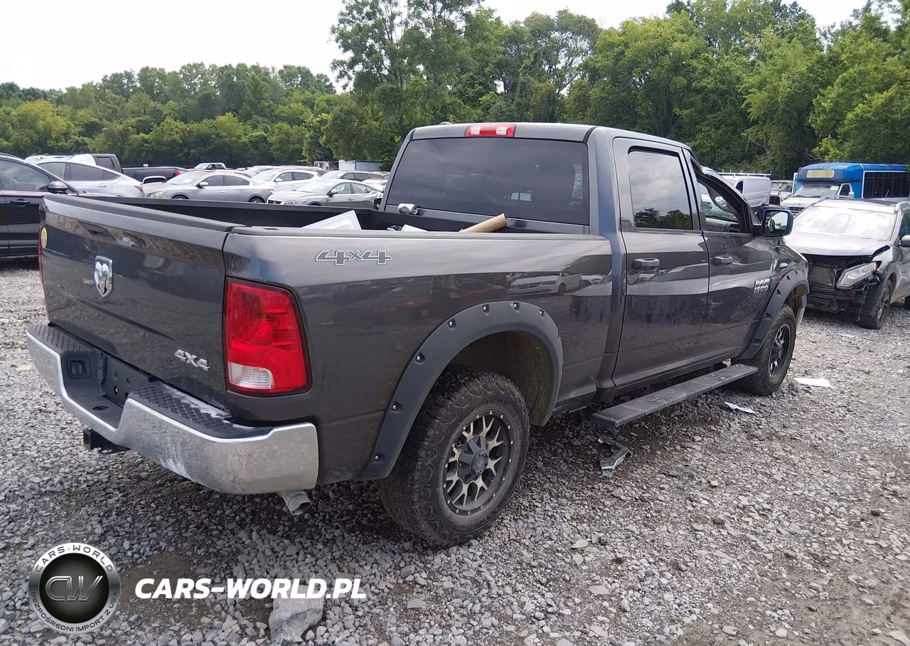 2016 Ram 1500 Tradesman VIN:1C6RR7SM6GS386340 - 4