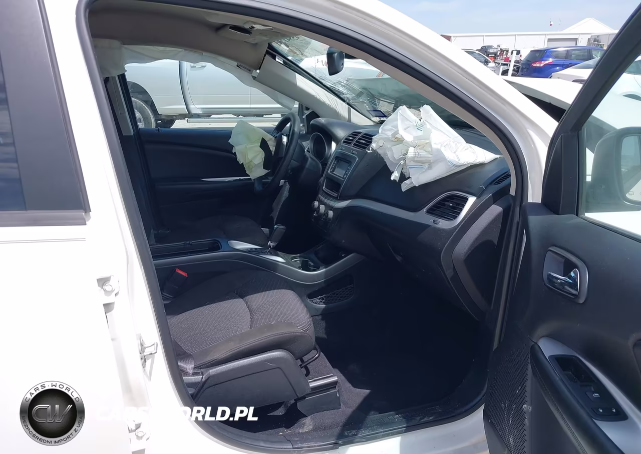 2020 Dodge Journey Se Value VIN:3C4PDCAB4LT279402 - 5