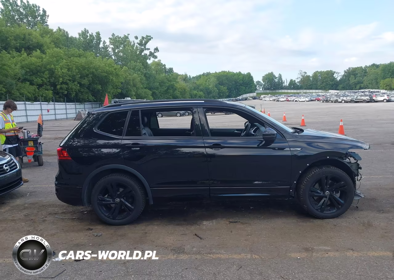 2024 Volkswagen Tiguan 2.0T Se R-Line Black VIN:3VV8B7AX9RM010393 - 13