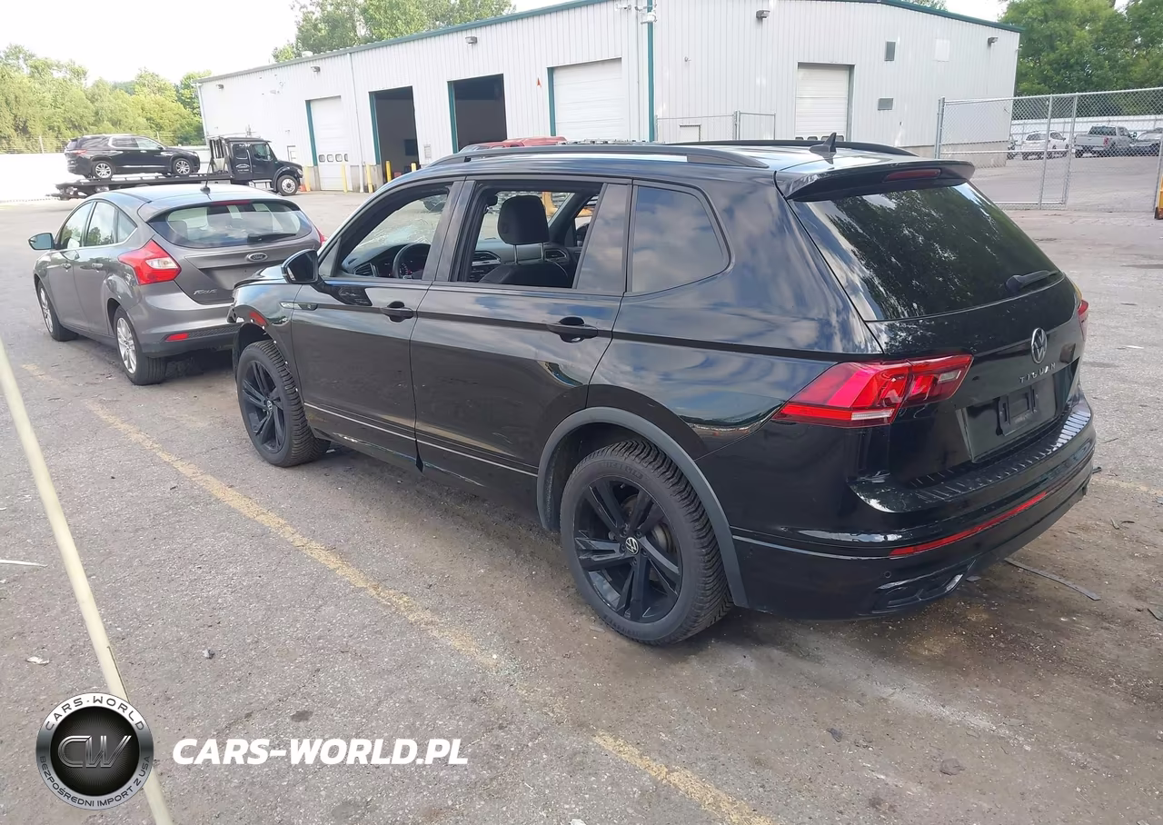 2024 Volkswagen Tiguan 2.0T Se R-Line Black VIN:3VV8B7AX9RM010393 - 3