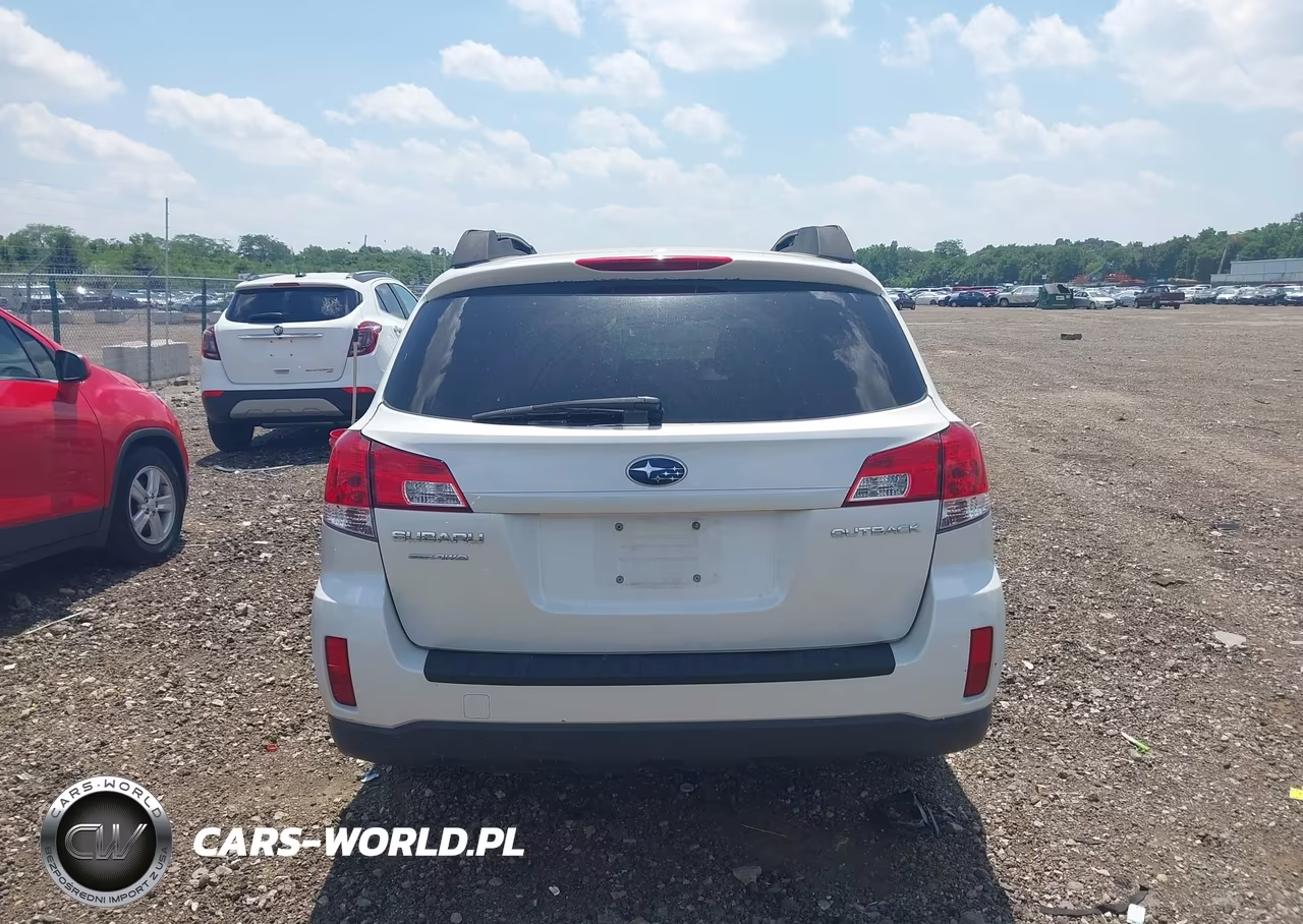 2011 Subaru Outback 2.5I Premium VIN:4S4BRCCC7B3441031 - 16