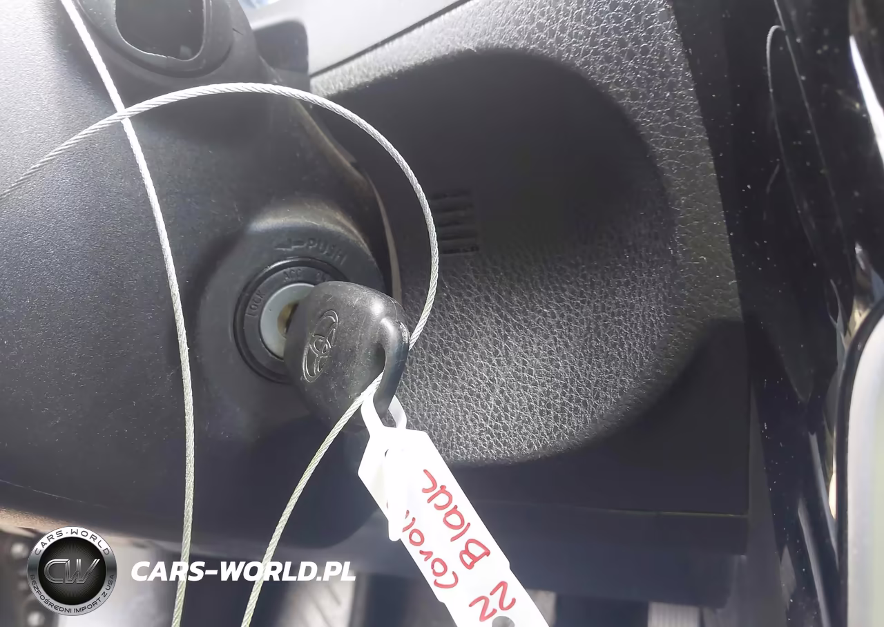 2017 Toyota Corolla Le VIN:5YFBURHE5HP668606 - 11