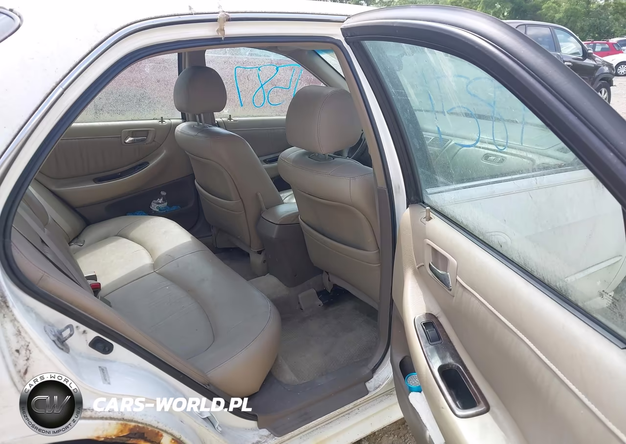 2002 Honda Accord 3.0 Ex VIN:1HGCG16522A083608 - 8