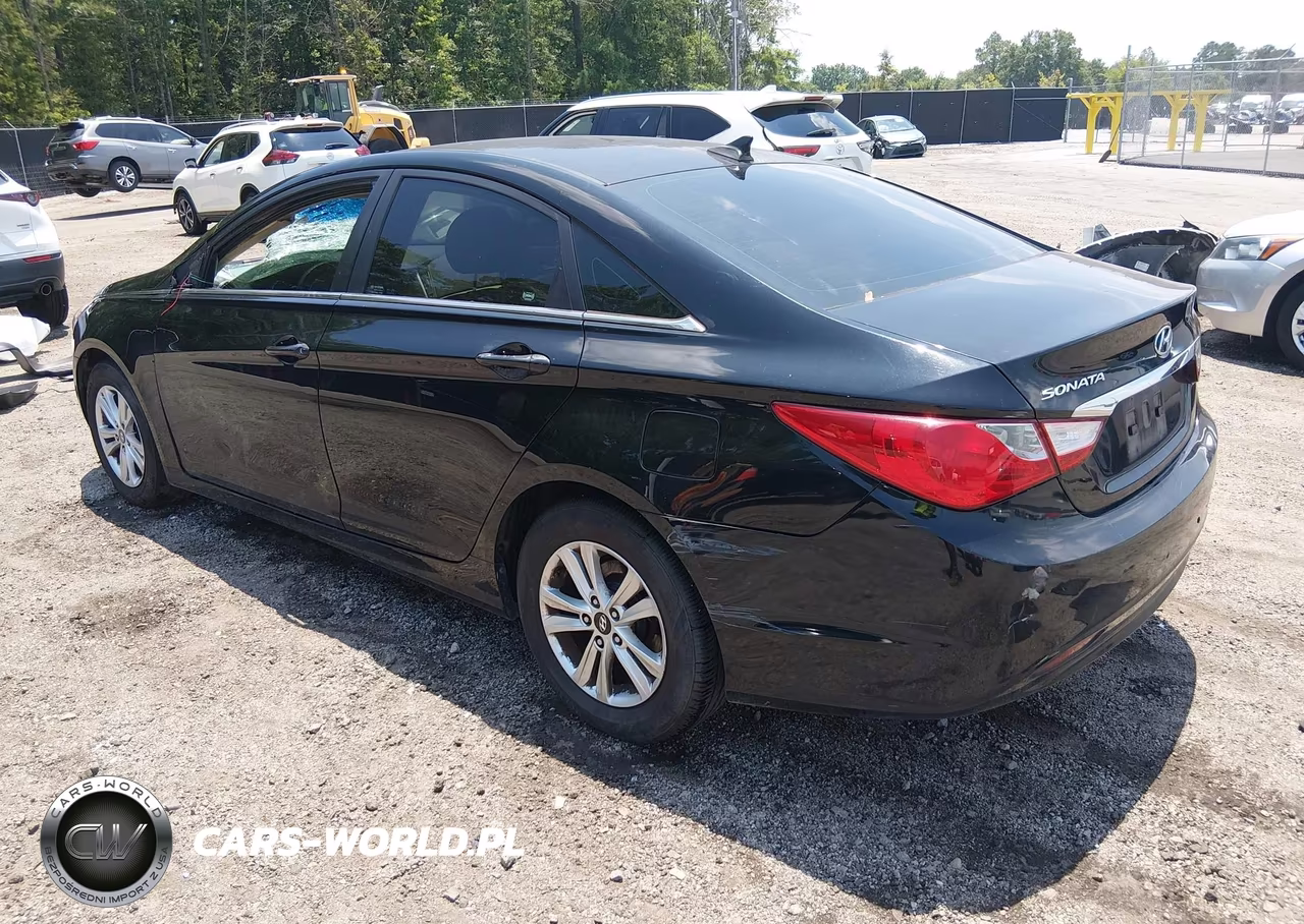 2011 Hyundai Sonata Gls VIN:5NPEB4ACXBH139932 - 3
