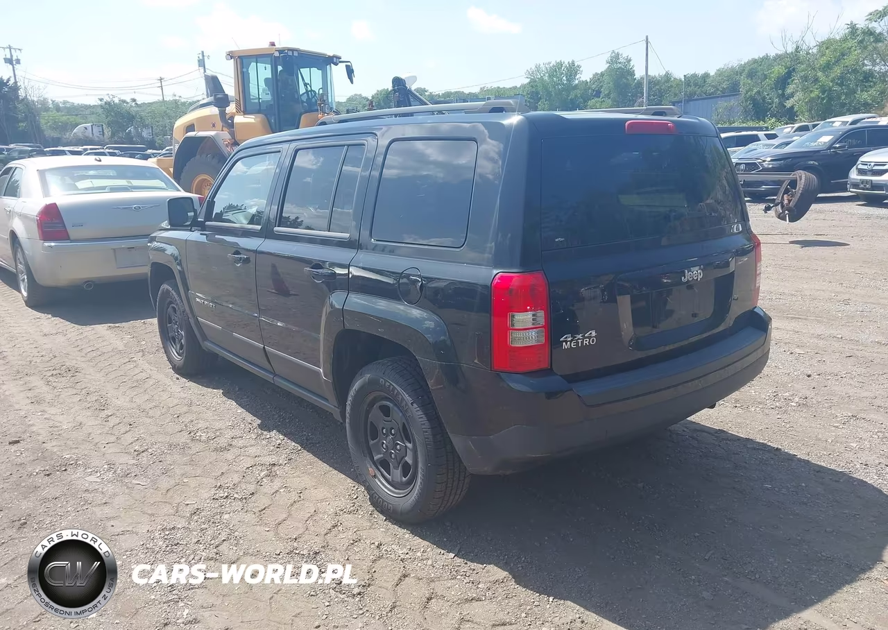 2014 Jeep Patriot Sport VIN:1C4NJRBB2ED827066 - 3
