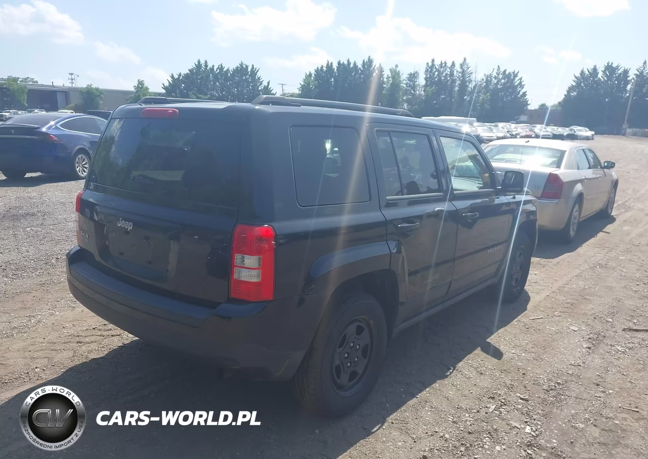 2014 Jeep Patriot Sport VIN:1C4NJRBB2ED827066 - 4