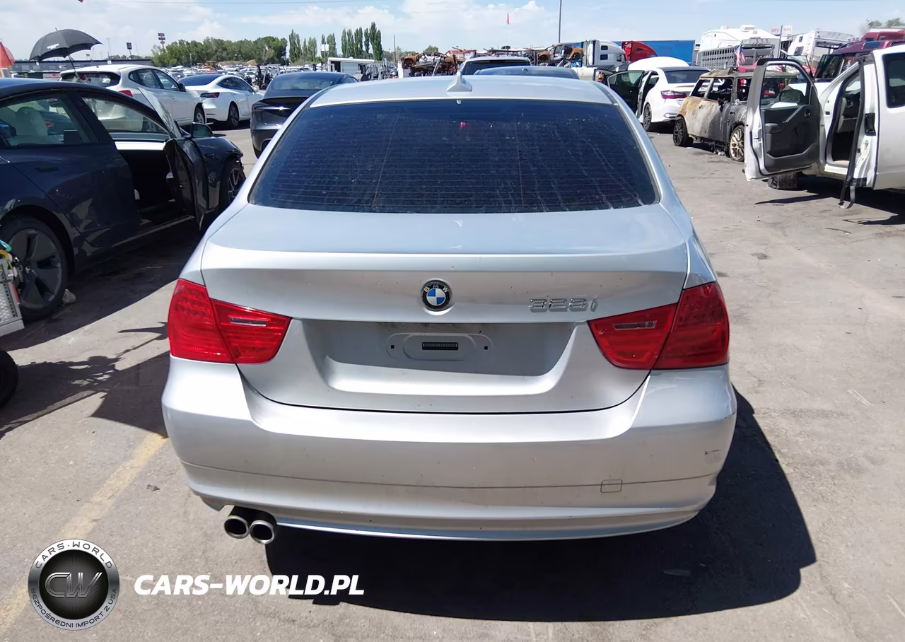 2009 BMW 328I xDrive VIN:WBAPK73509A451992 - 16