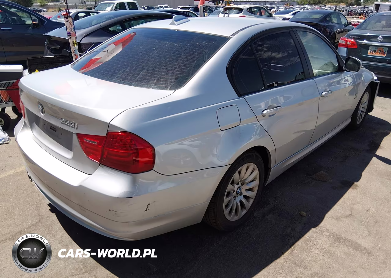 2009 BMW 328I xDrive VIN:WBAPK73509A451992 - 4