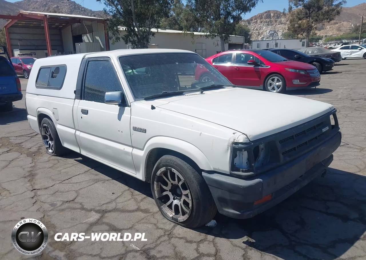 1986 Mazda B2000