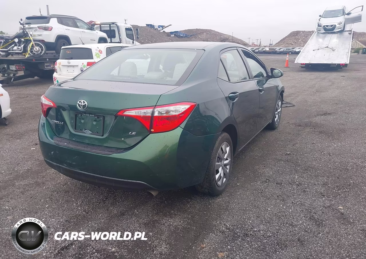 2015 Toyota Corolla Le VIN:2T1BURHE4FC376748 - 4