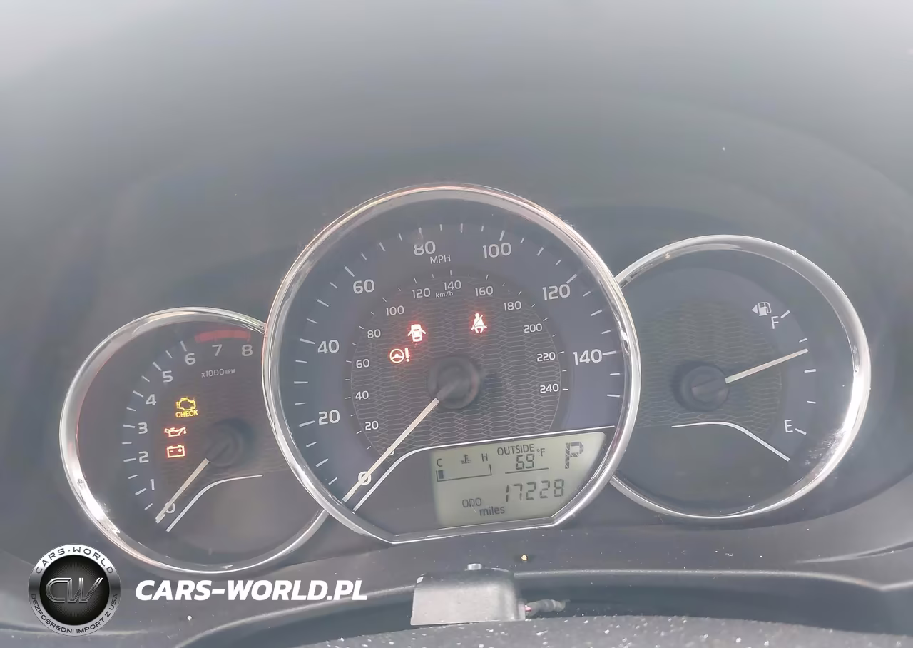 2015 Toyota Corolla Le VIN:2T1BURHE4FC376748 - 7
