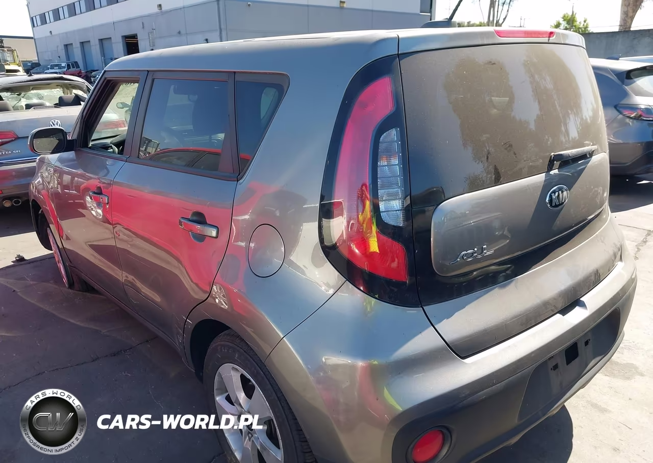 2018 Kia Soul VIN:KNDJN2A27J7504796 - 3