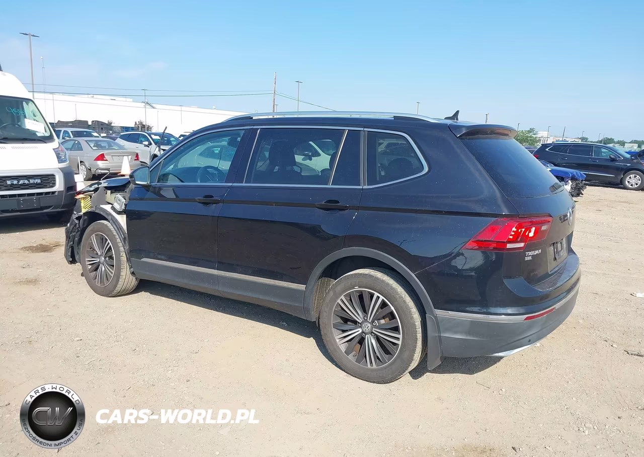 2019 Volkswagen Tiguan 2.0T Se-2.0T Sel-2.0T Sel R-Line-2.0T Sel R-Line Black VIN:3VV2B7AX6KM071891 - 3