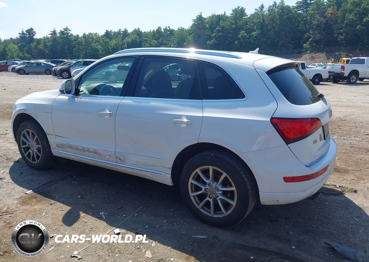 2016 Audi Q5 2.0T Premium VIN:WA1C2AFP0GA124107 - 3