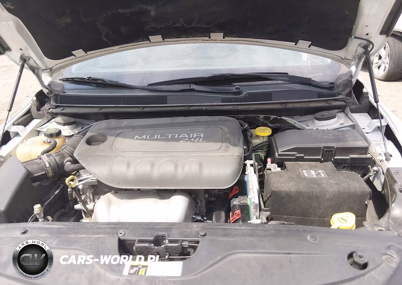 2015 Chrysler 200 Limited VIN:1C3CCCAB3FN747050 - 10