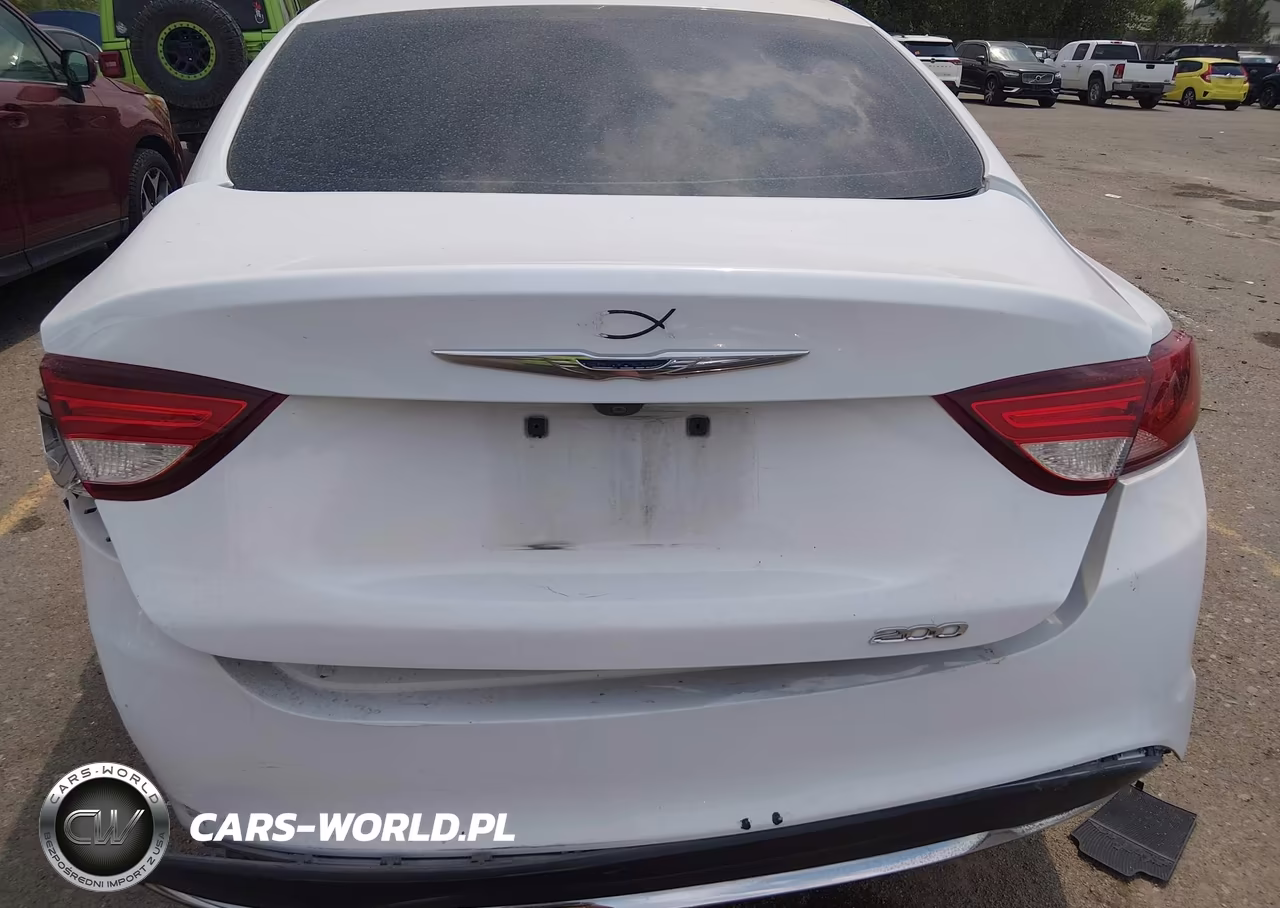 2015 Chrysler 200 Limited VIN:1C3CCCAB3FN747050 - 16