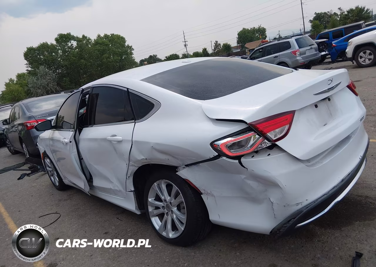 2015 Chrysler 200 Limited VIN:1C3CCCAB3FN747050 - 6