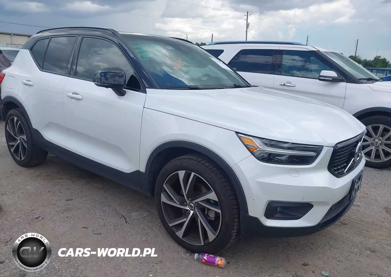 2021 Volvo Xc40 T5 R-Design