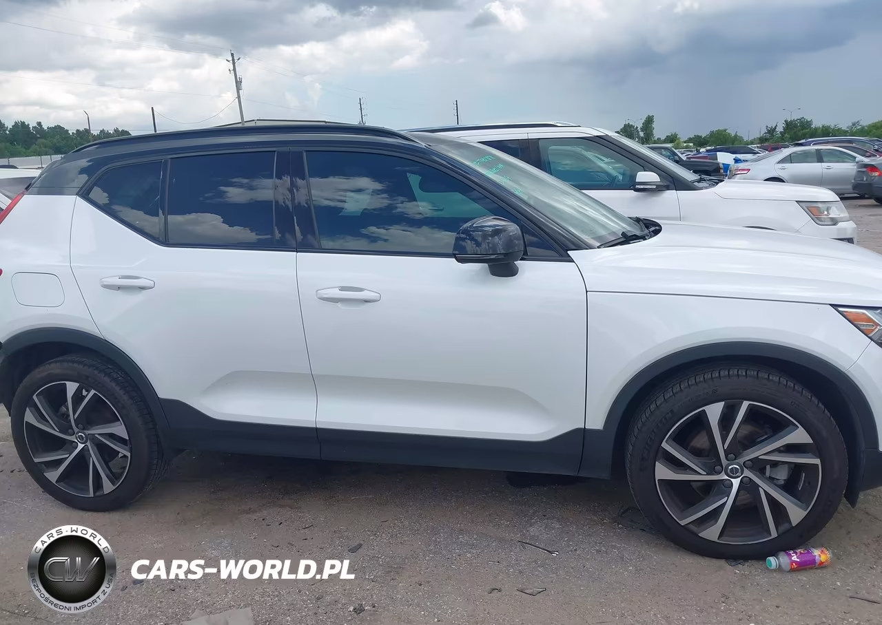2021 Volvo Xc40 T5 R-Design VIN:YV4162UM4M2563507 - 14