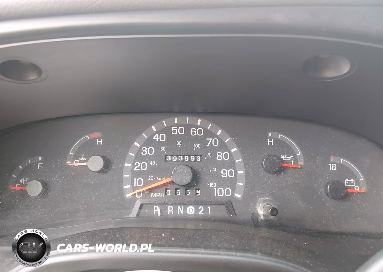 2000 Ford E-250 Commercial VIN:1FTNE2428YHA09122 - 7