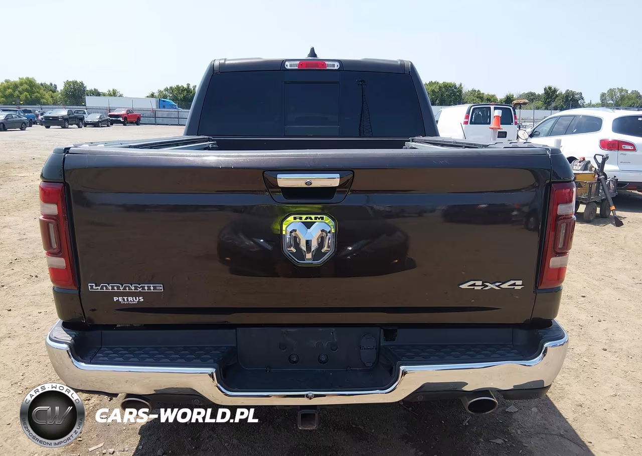 2019 Ram 1500 Laramie VIN:1C6SRFJTXKN611239 - 16