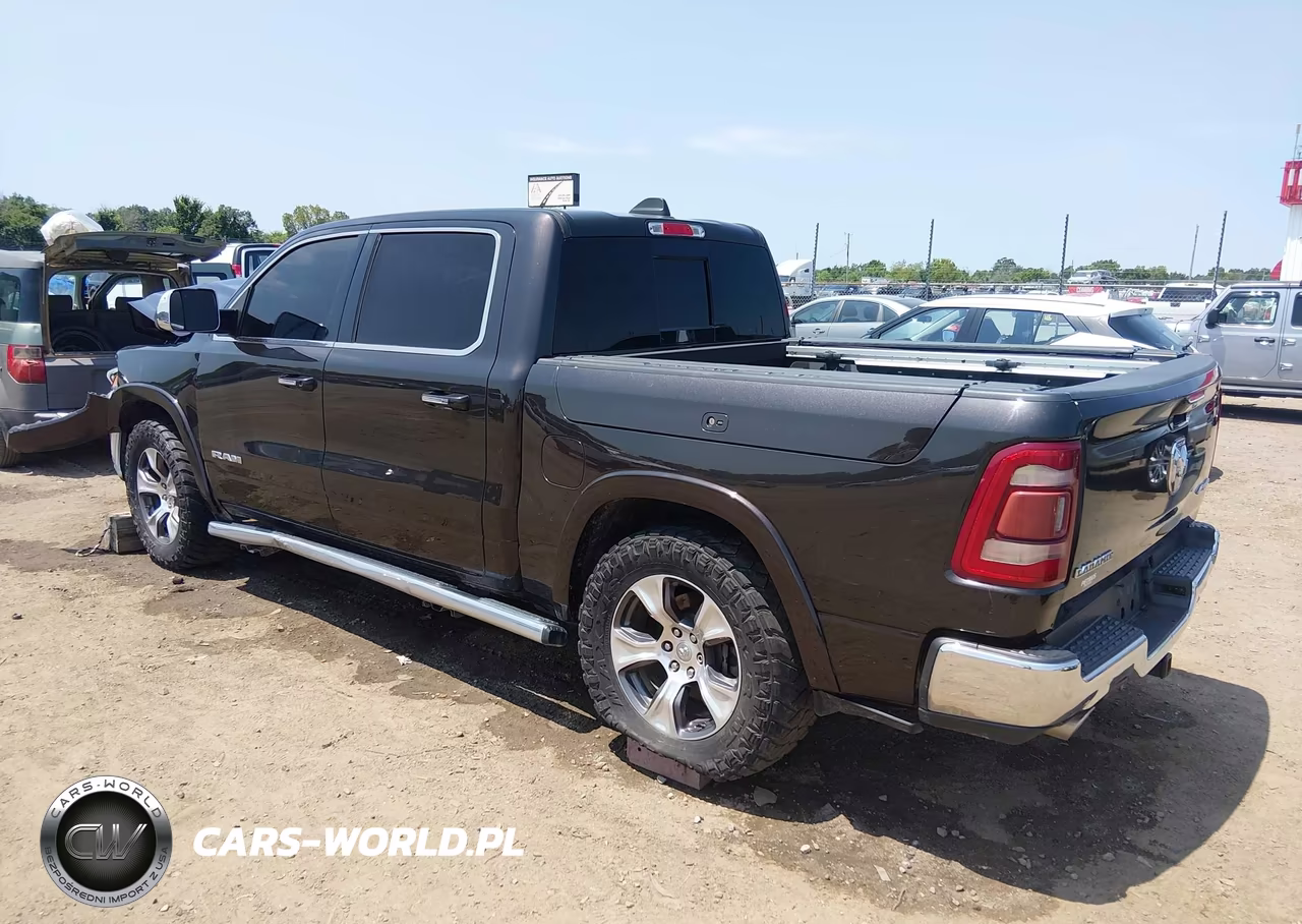 2019 Ram 1500 Laramie VIN:1C6SRFJTXKN611239 - 3