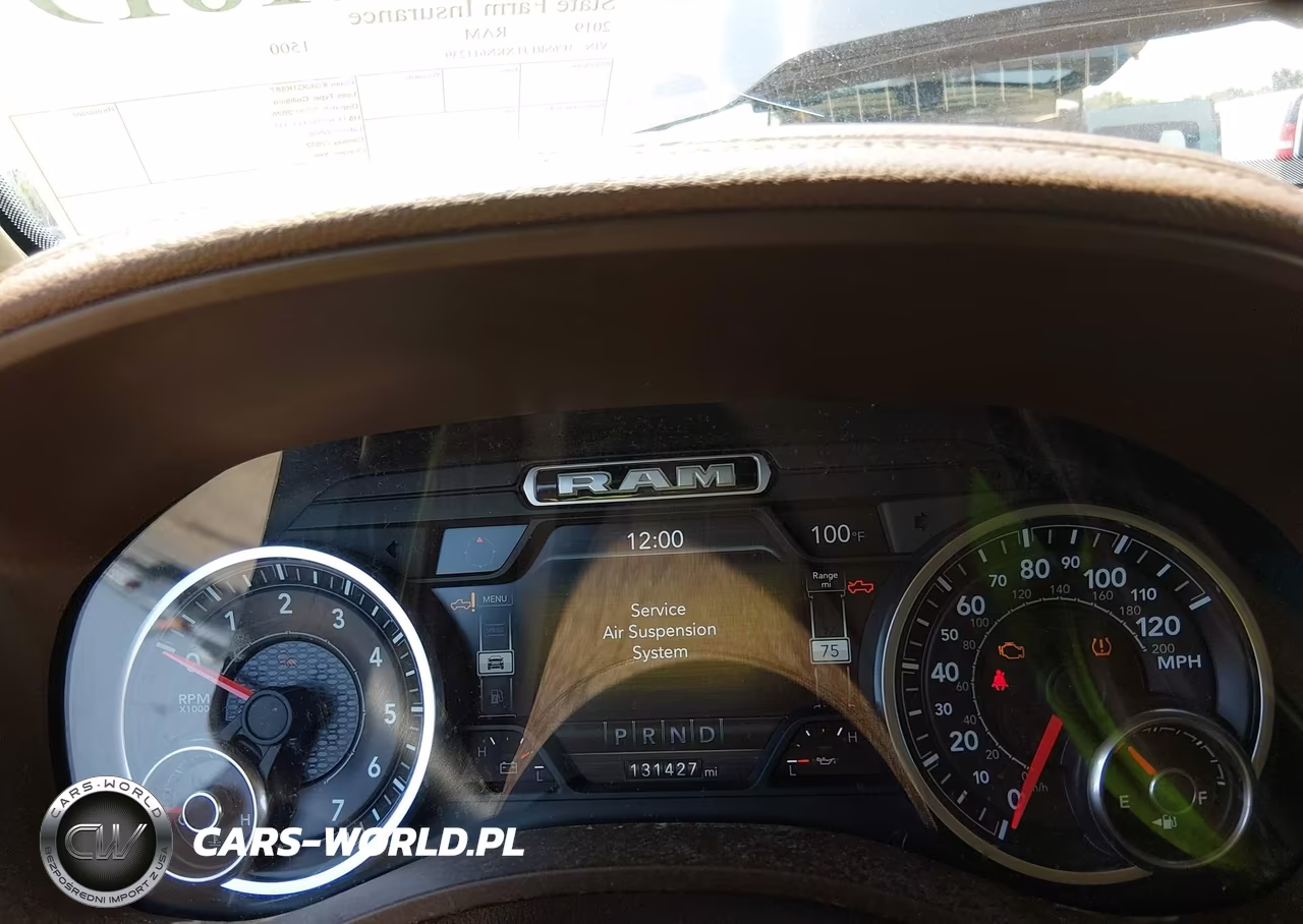 2019 Ram 1500 Laramie VIN:1C6SRFJTXKN611239 - 7
