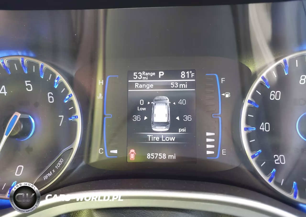 2020 Chrysler Pacifica Touring VIN:2C4RC1FG4LR278757 - 15