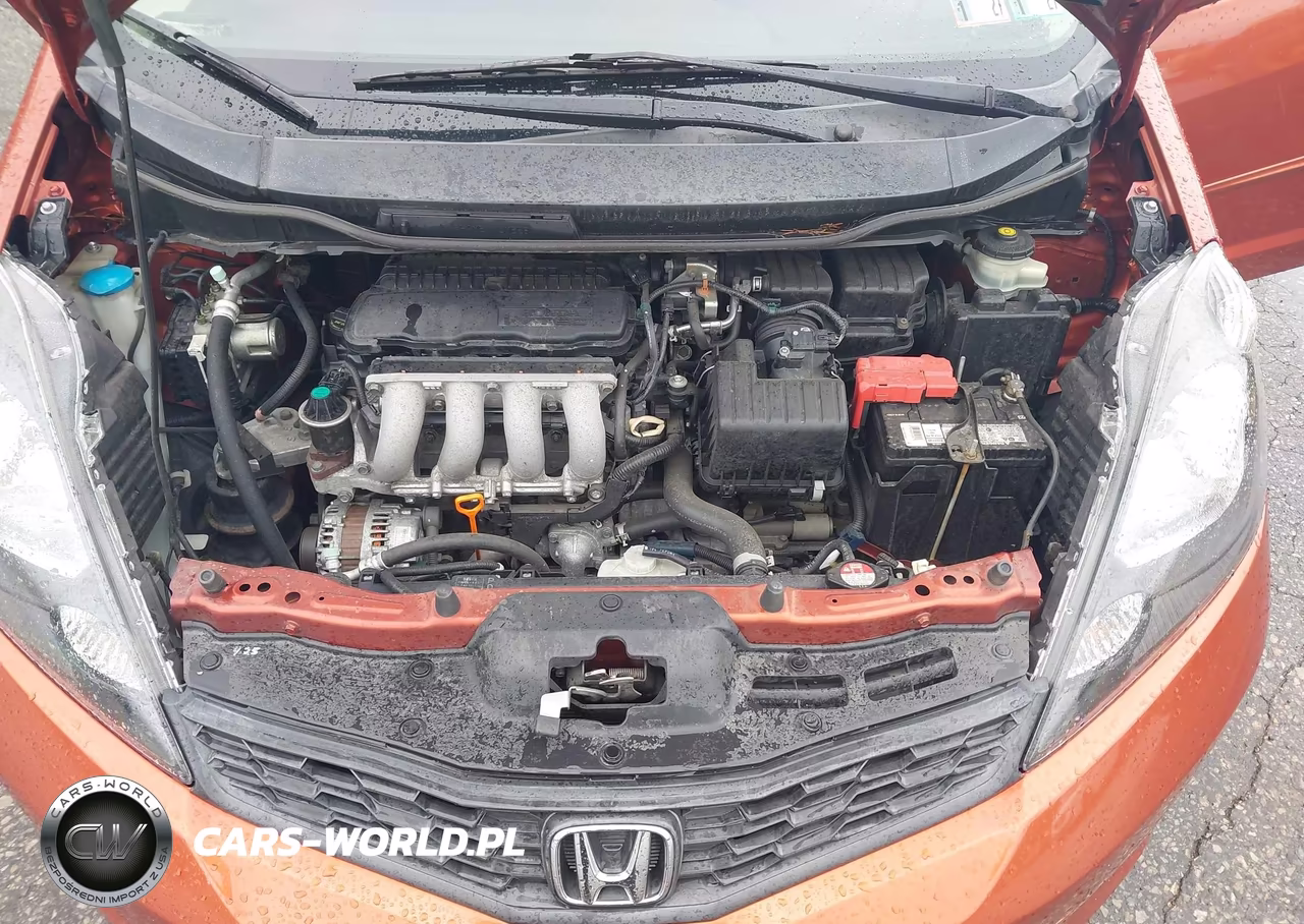 2012 Honda Fit Sport VIN:JHMGE8H68CC033384 - 10