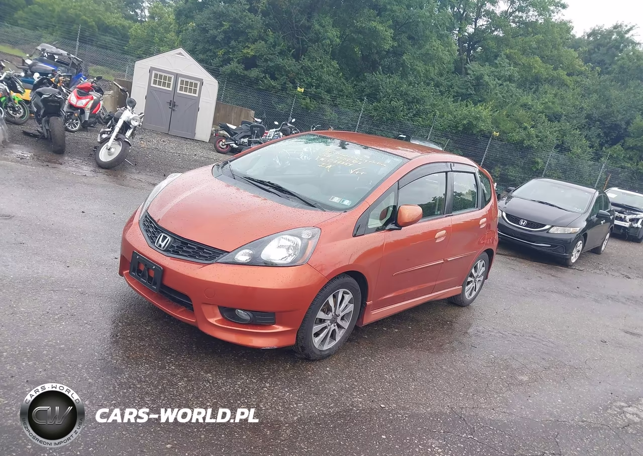 2012 Honda Fit Sport VIN:JHMGE8H68CC033384 - 2