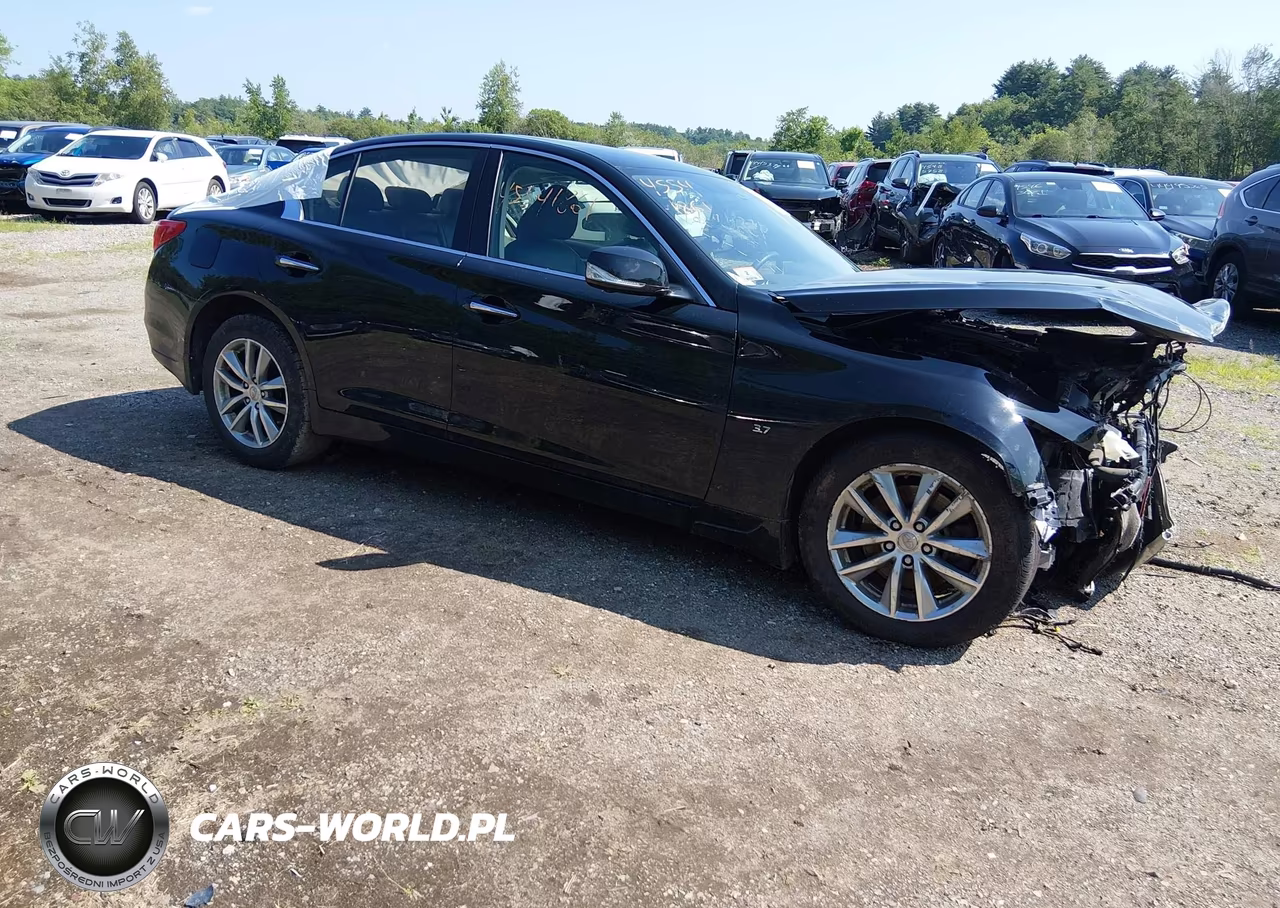 2015 Infiniti Q50 Premium – zdjęcie 1 z 10