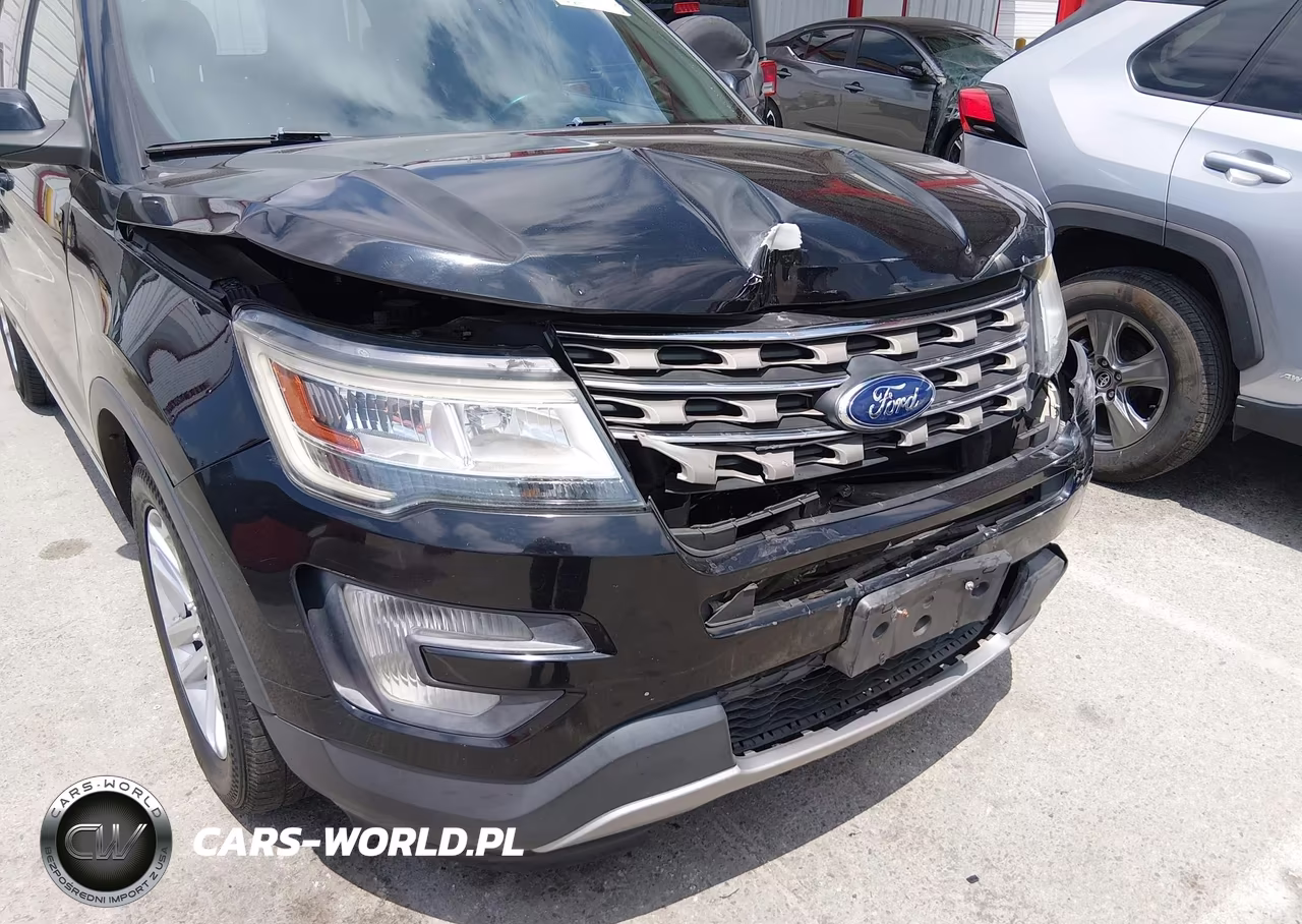 2017 Ford Explorer Xlt VIN:1FM5K7D86HGA69895 - 6