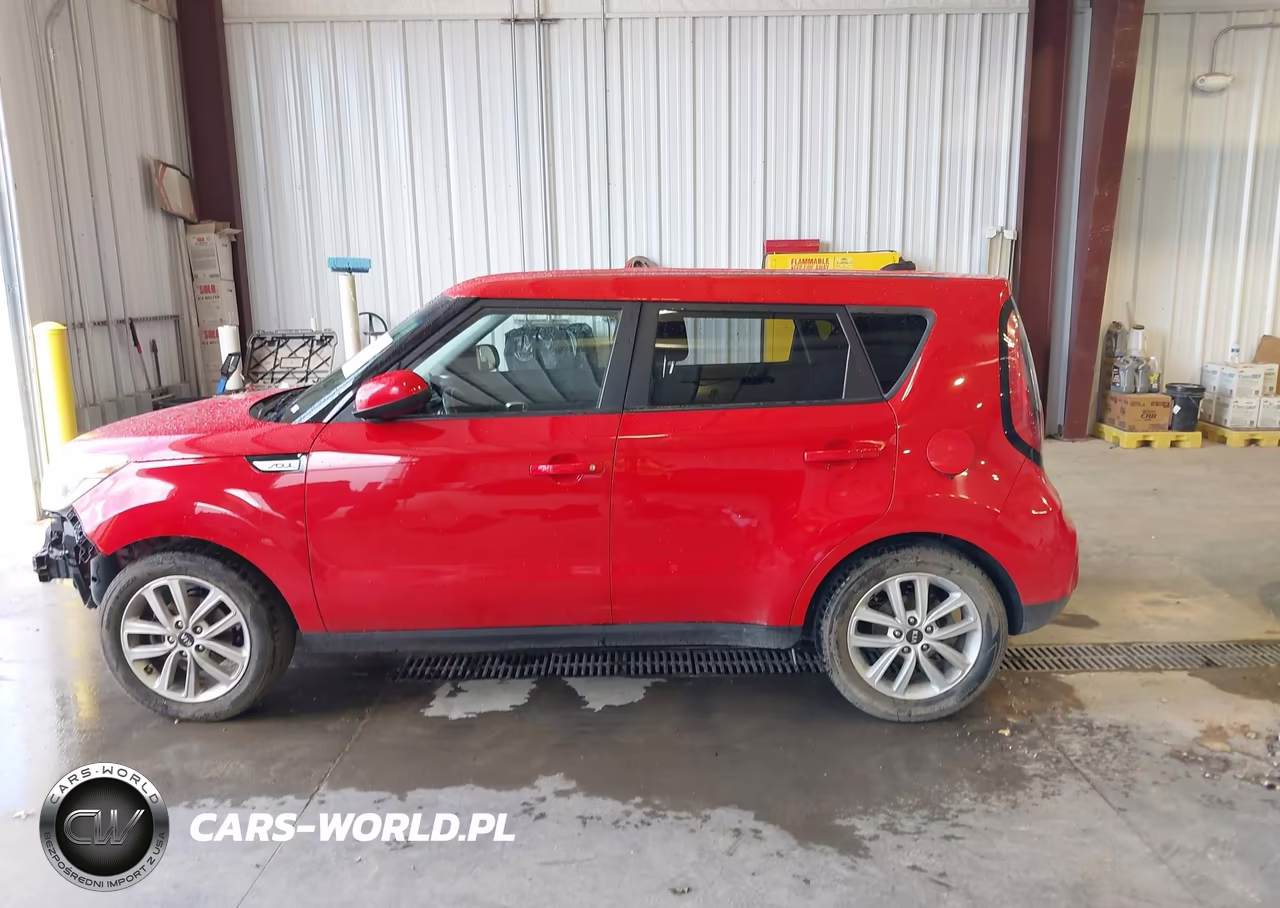 2018 Kia Soul + VIN:KNDJP3A50J7547015 - 15