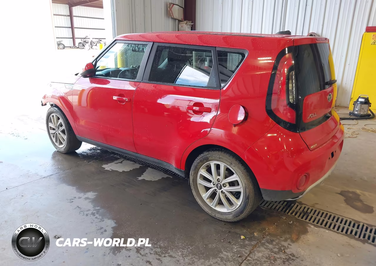 2018 Kia Soul + VIN:KNDJP3A50J7547015 - 3