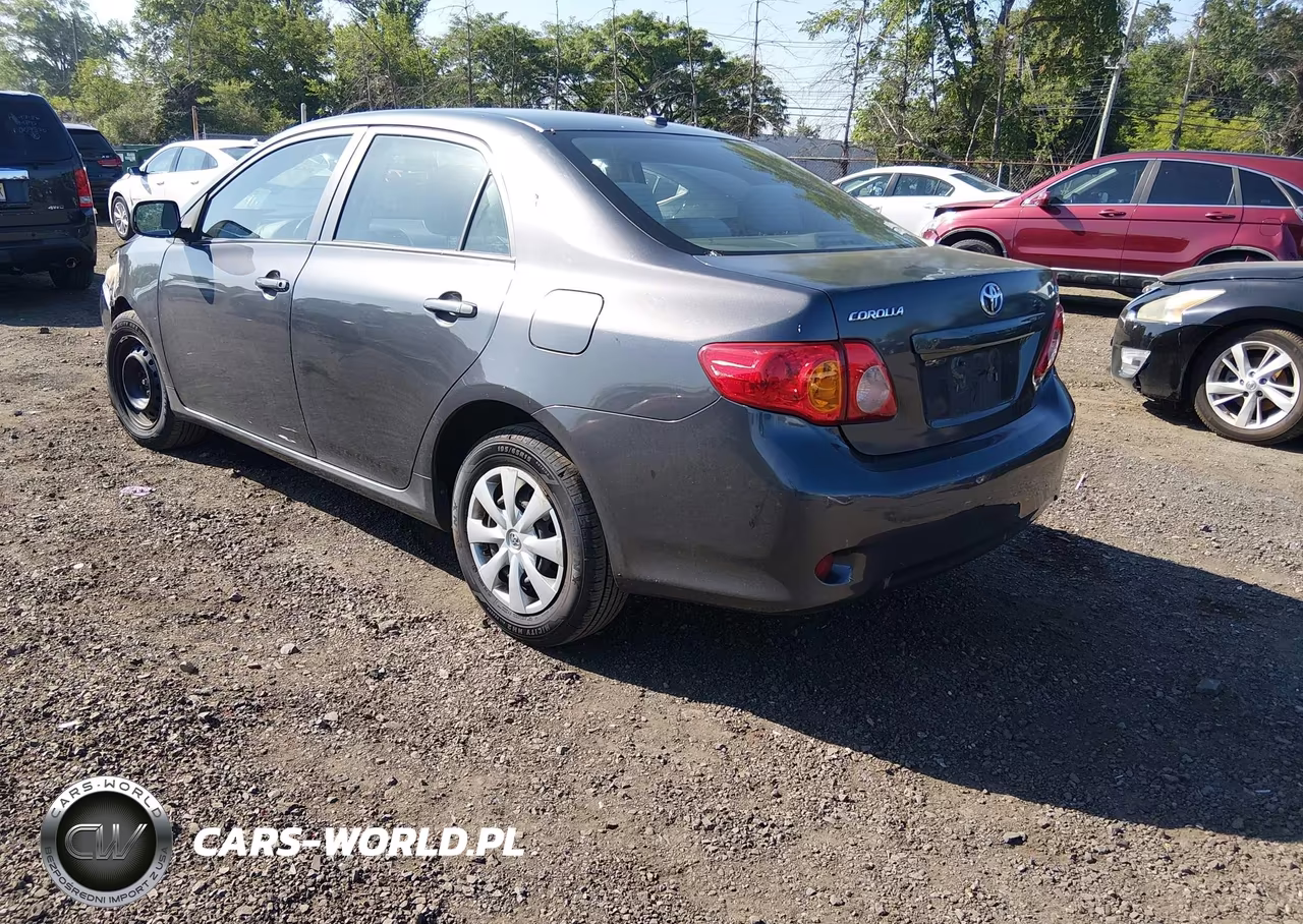 2010 Toyota Corolla Le VIN:2T1BU4EE9AC524697 - 3