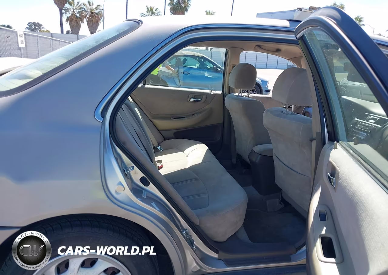 1999 Honda Accord Lx VIN:JHMCG6650XC012378 - 8