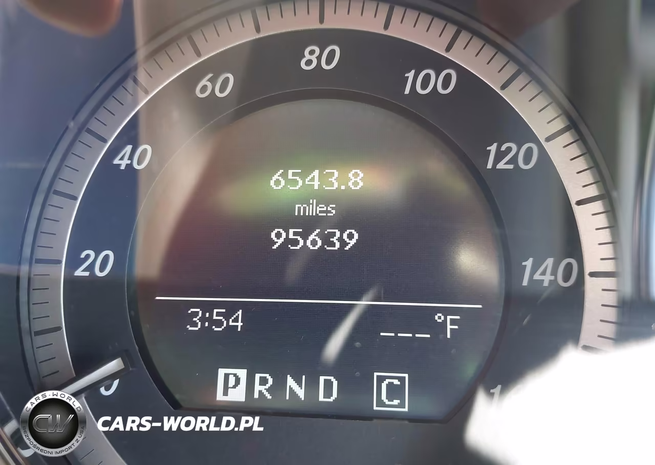 2010 Mercedes-Benz C 300 Luxury 4Matic-Sport 4Matic VIN:WDDGF8BB3AR105824 - 15