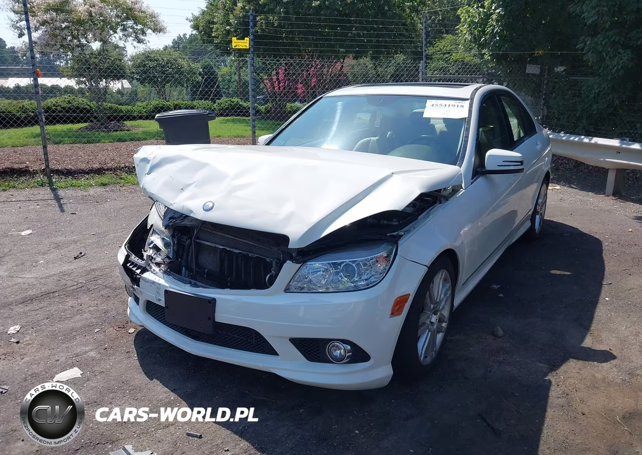 2010 Mercedes-Benz C 300 Luxury 4Matic-Sport 4Matic VIN:WDDGF8BB3AR105824 - 2