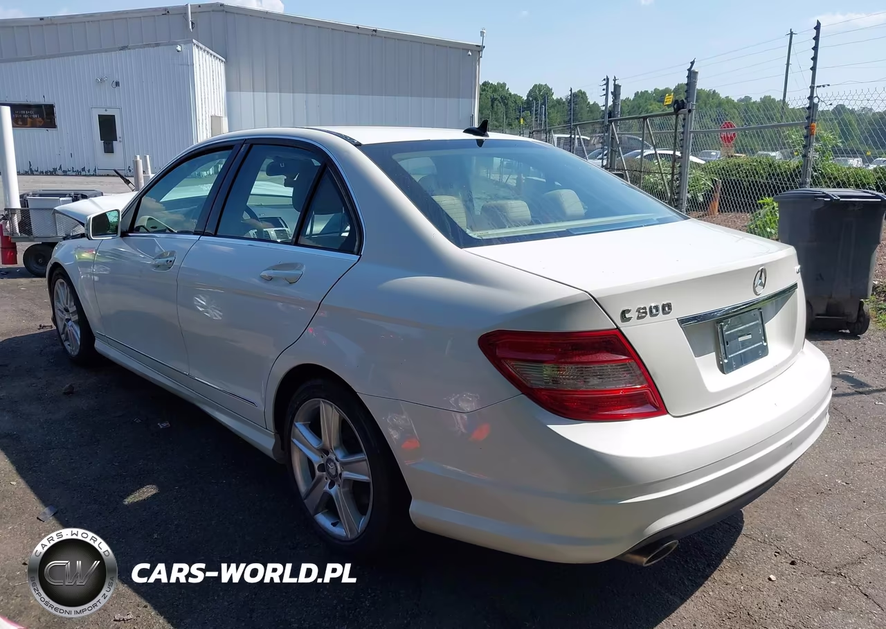 2010 Mercedes-Benz C 300 Luxury 4Matic-Sport 4Matic VIN:WDDGF8BB3AR105824 - 3