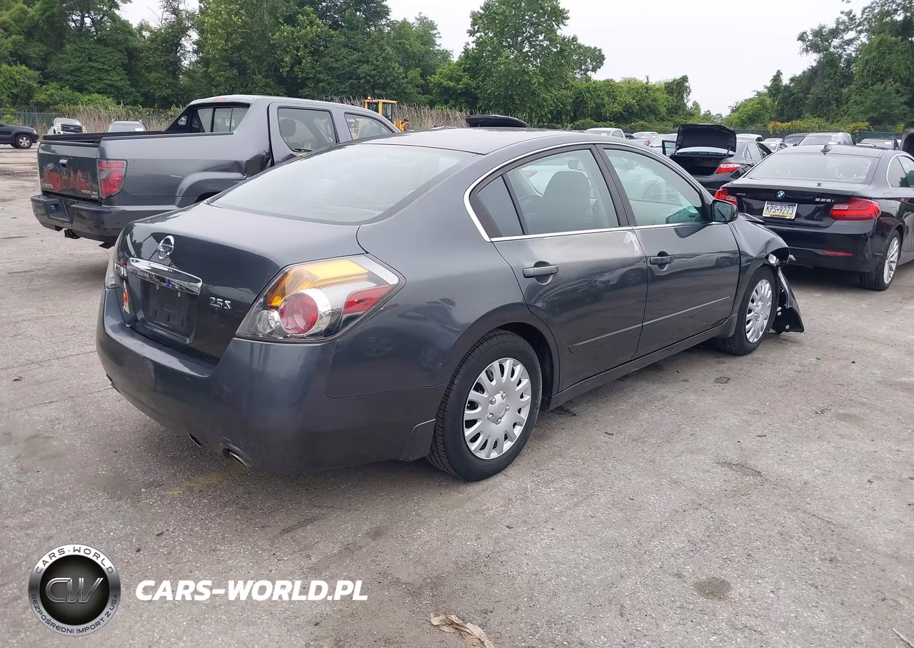 2011 Nissan Altima 2.5 S VIN:1N4AL2AP7BC132117 - 4