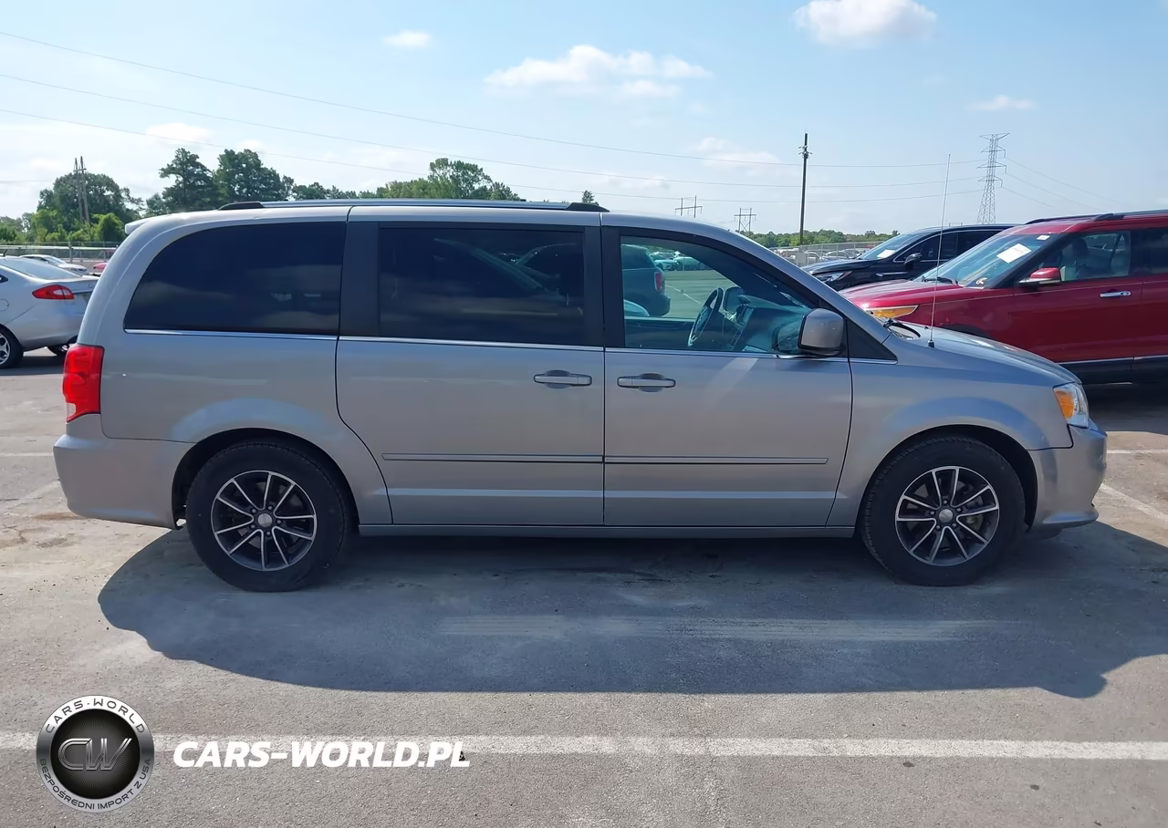 2017 Dodge Grand Caravan Sxt VIN:2C4RDGCG7HR709829 - 13