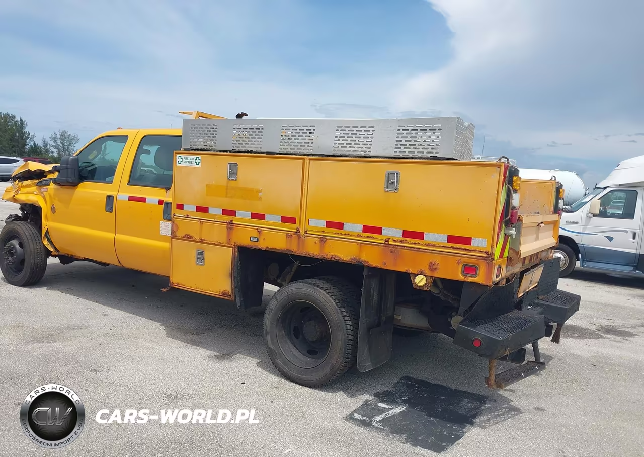 2013 Ford F550 Super Duty VIN:1FD0W5GYXDEB38172 - 3